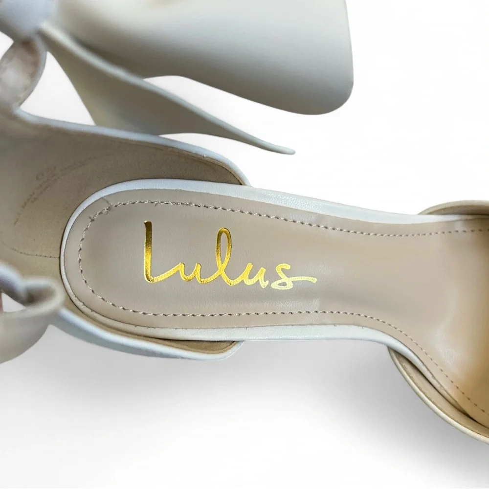 New With Box and Tags Lulus Lizaa White Bow Ankle Strap Pumps Size 7.5 - Picture 7 of 15